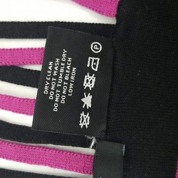 Carlisle Silk Blend Scarf with Tassels - Picture 6 of 6